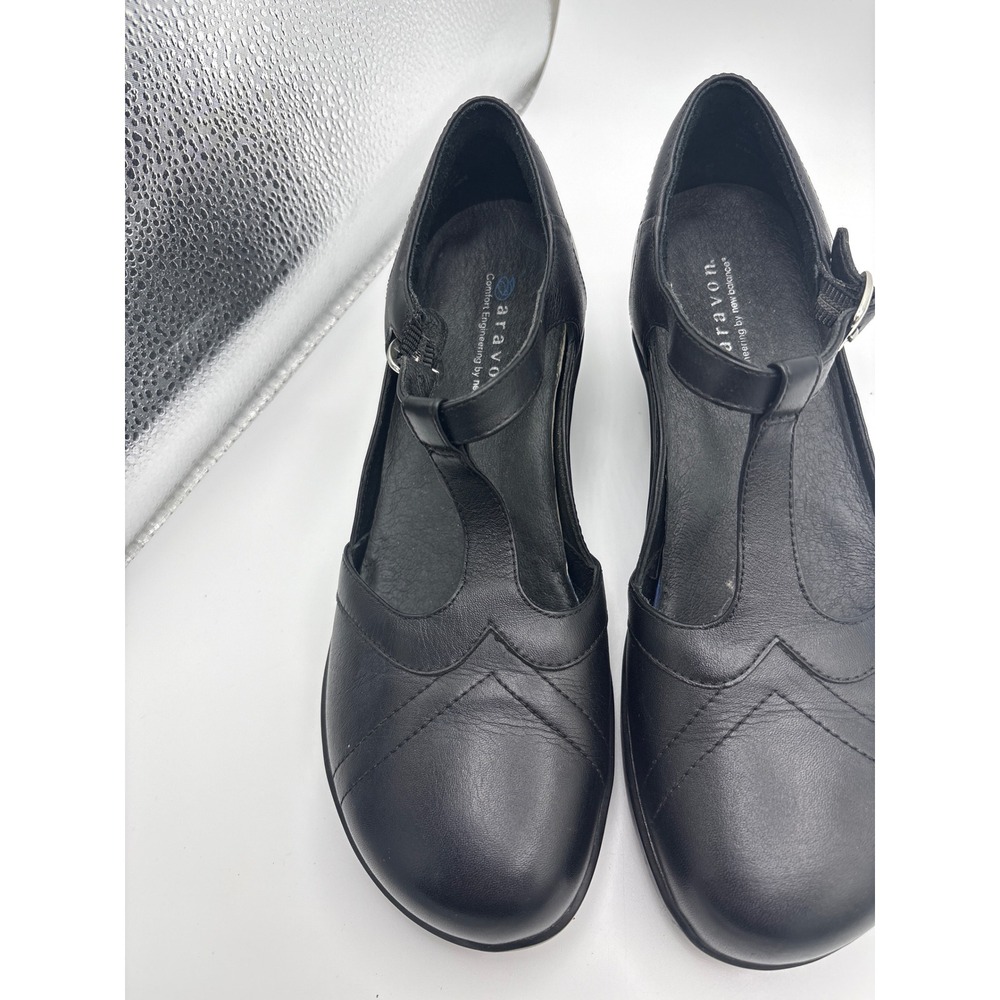 Aravon New Balance Black Leather T-Strap Pumps Heels Women 7 AA Narrow Comfort